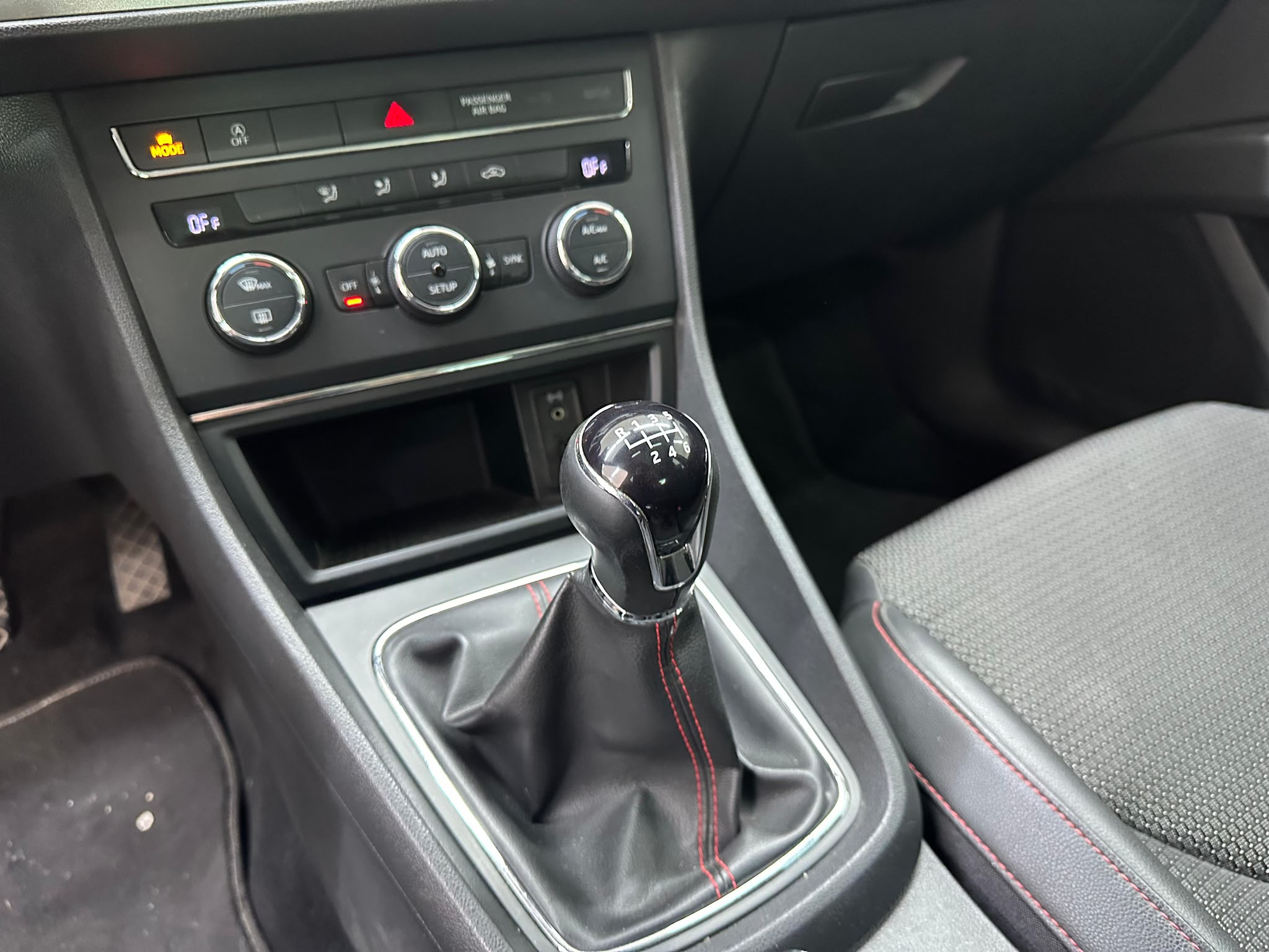 SEAT LEON 13